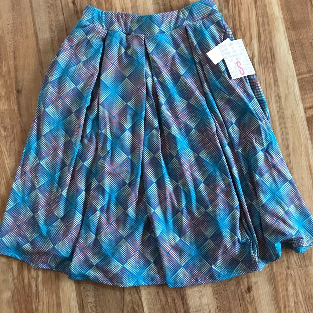 LuLaRoe NWT Small Madison Skirt